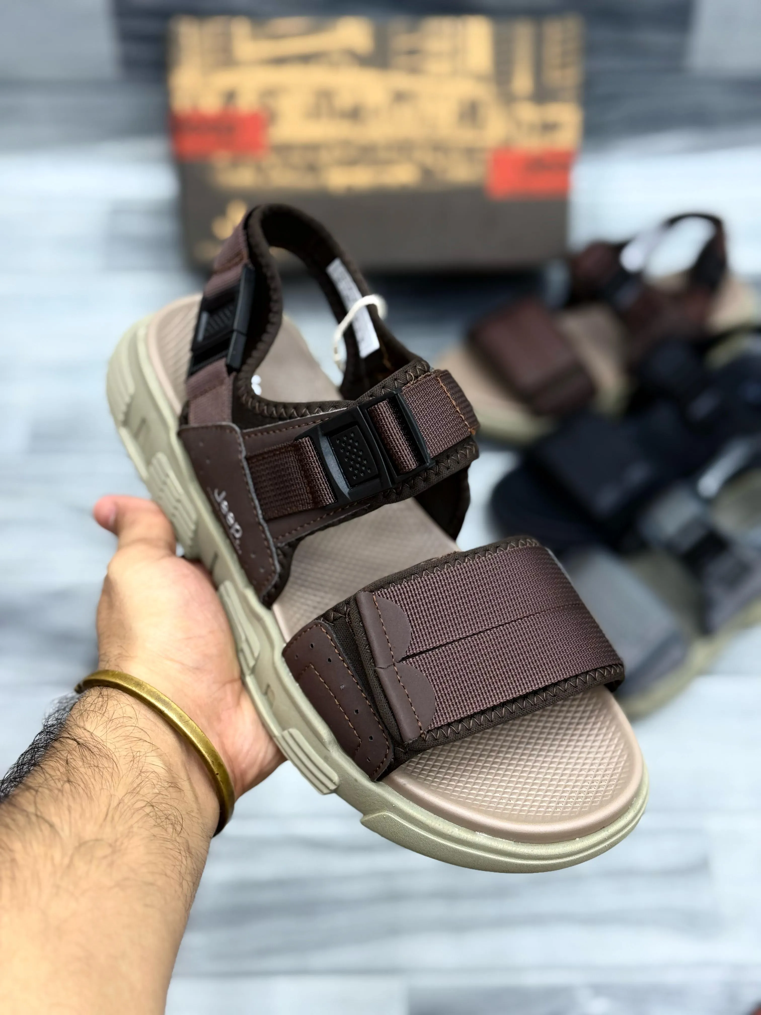 Jeep Outdoor Adventure Sandals – Durable & Comfortable
