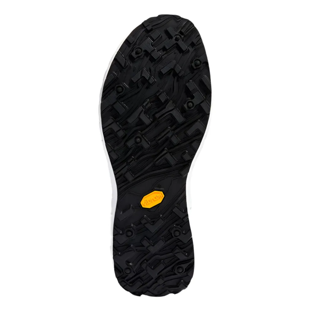 NORDA 001 M Black (LF)
