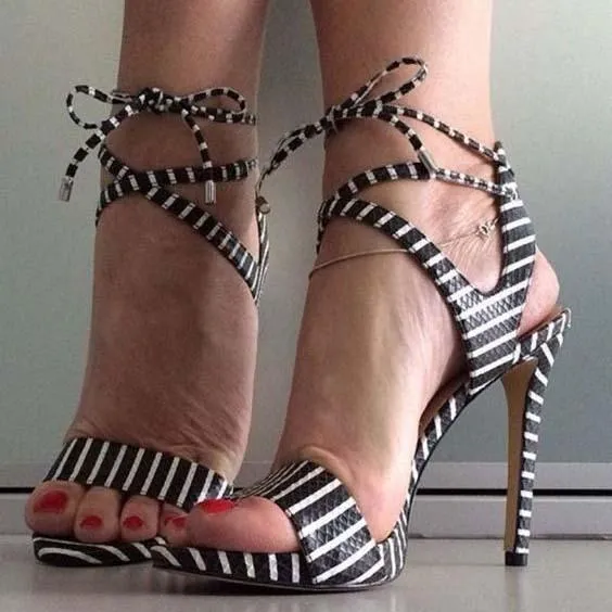 Strappy Ankle Pointed Toe Sandals