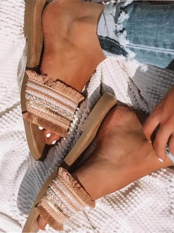 Stylish and airy sandals