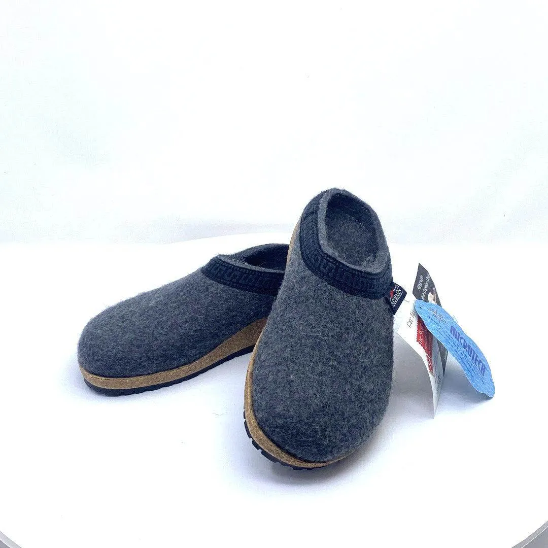 Wool Felt Clogs L108